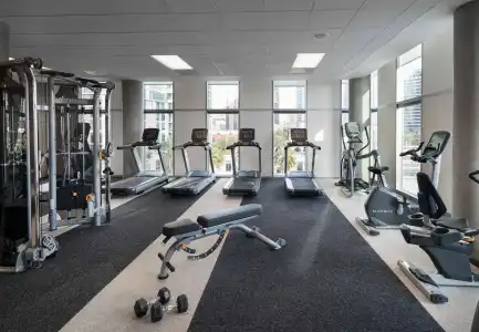 Springhill Suites San Diego Downtown/Bayfront - 11