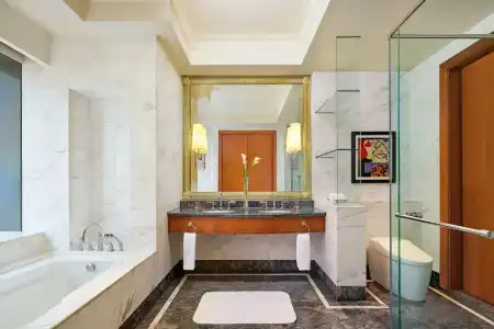 The Ritz-Carlton Jakarta, Mega Kuningan - 38