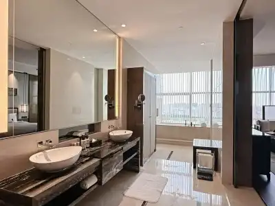 Pullman Shanghai Jing An - 6