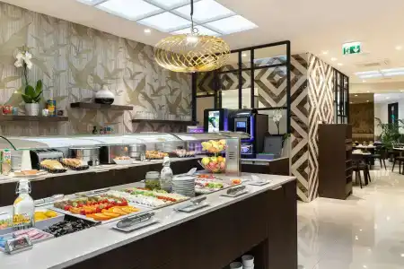 Best Western Plus Hôtel Massena - 12