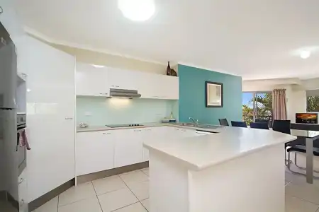 Blue Waters Apartments - 31