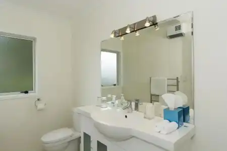 Seascape Villa B&B - 28