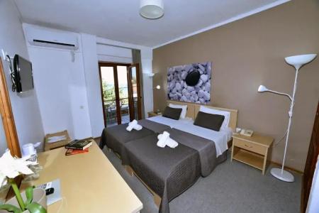 Olive Press & Apartments - 29