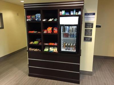 Best Western Plus Birmingham Inn  Suites - 8