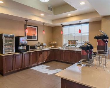 Comfort Inn Midland South I-20 - 18