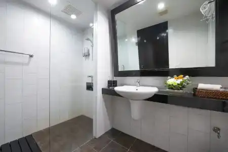 Lokal Phuket "Former K-Hotel" - 47