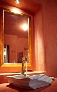 Voreina Gallery Suites - 79