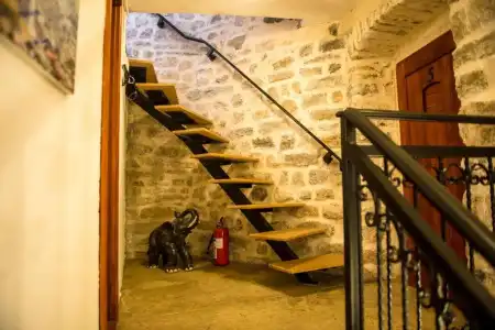 Antika Guesthouse - 11