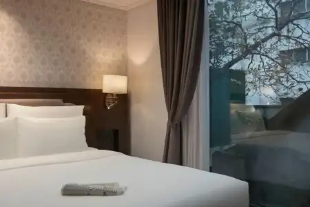 The Oriental Jade - 4