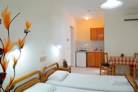 Nikos 2 Studios & Apartments - 2