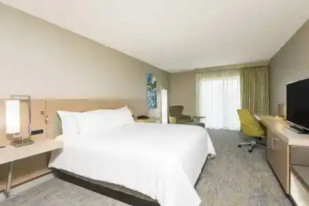 Hilton Garden Inn Grand Rapids East - 30