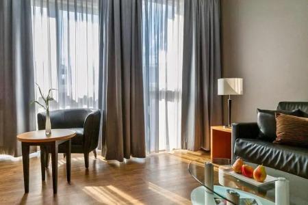 PLAZA Premium Köln - 31