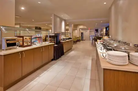 Holiday Inn Vancouver-Centre - 43