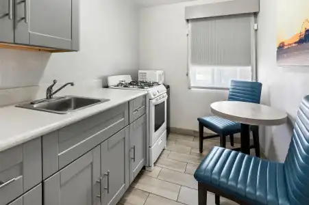 SureStay by Best Western Santa Monica - 54