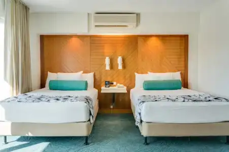 Oasis Waikiki - 37