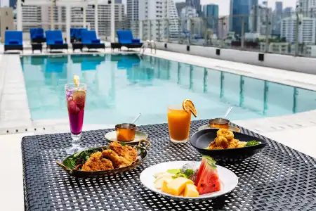 Radisson Chateau de Bangkok - 7
