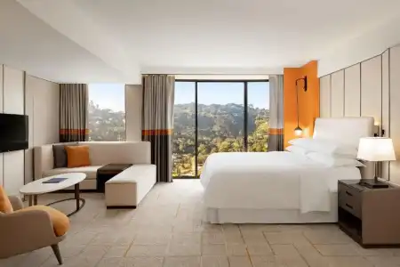 Sheraton Universal - 83