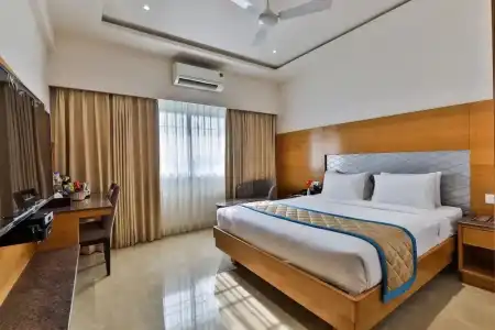 Vbr Grand Inn - 43