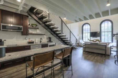 Studio 154 Luxury - 152