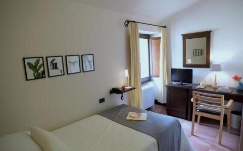 Palazzo Piccolomini - 11