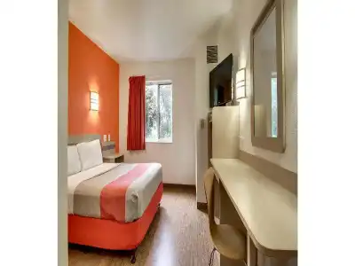 Motel 6 Springfield, IL - 38