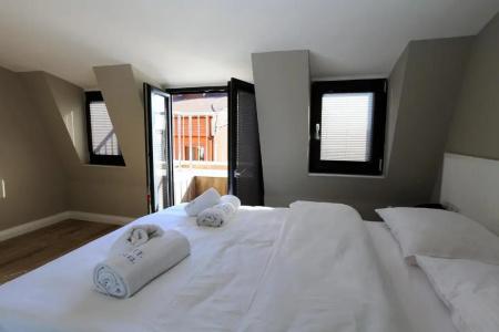 Sel Suite - 28
