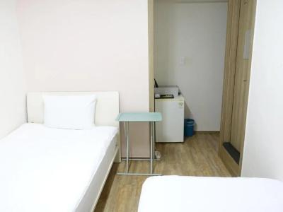 Suncity Guest House - 33