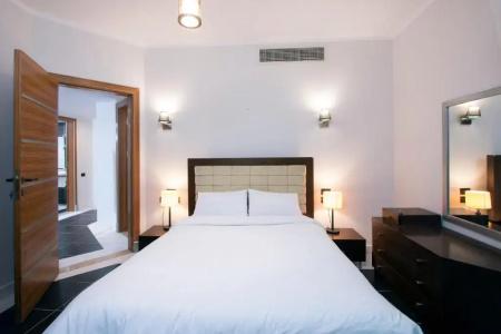 Royal Beach Serviced Apartments - 34