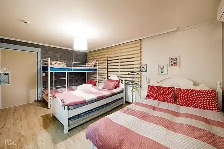 Hongdae Style Guesthouse - 98