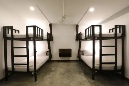 Balcony Party Hostel - Adult Only +18 - 3