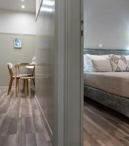 Absolute Athens II - 119