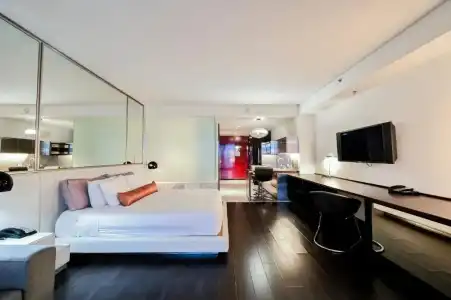 Beautiful Palms Place Suite - 550
