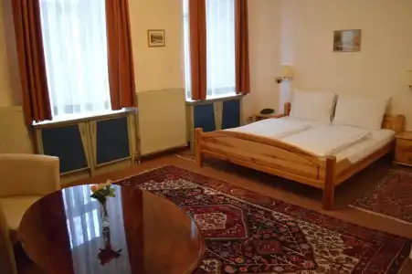 Pension Walzerstadt - 23