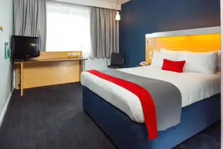 Holiday Inn Express Cambridge by IHG - 3