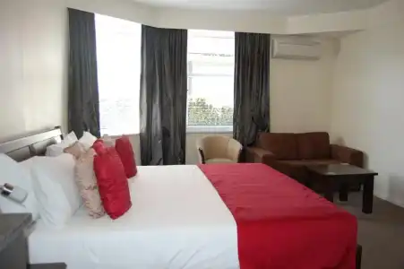 Eden Park Motel - 70