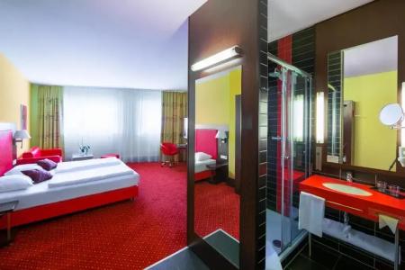 Plaza Premium Salzburg - 93