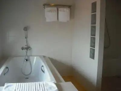 Ampo Residence - 9