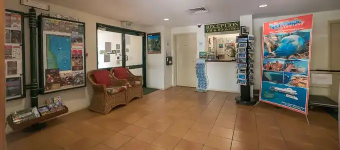 Tropic Towers Apartments - 5