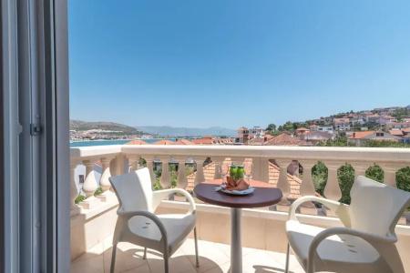Trogir Palace - 47
