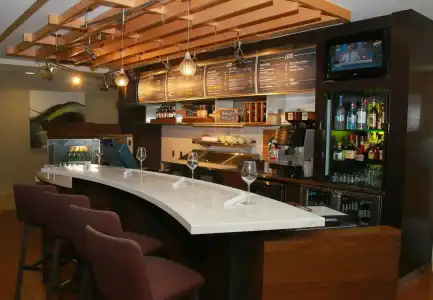 Courtyard Chesapeake Greenbrier - 22