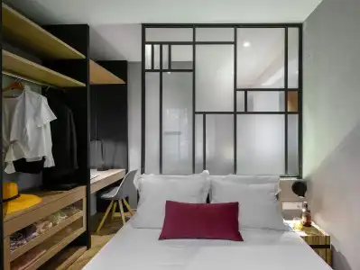 Olvios Luxury Suites & Lofts - 0