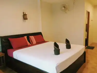 Maehaad Garden Inn - 11