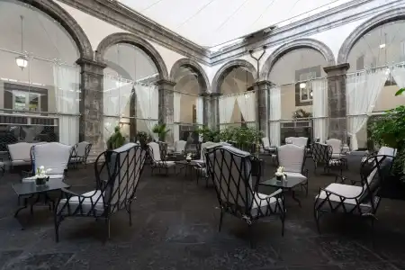 Palazzo Caracciolo Naples - 32