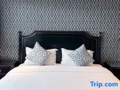 Glory Boutique Suite - 82