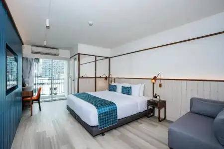 Amber Sukhumvit 85 - 83