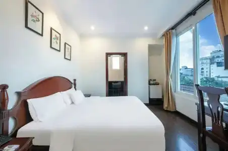 A25 Premium - 15 Tran Quoc Toan - 38