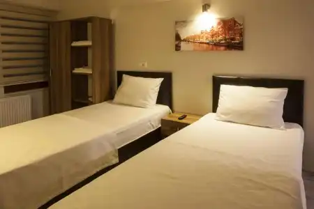 Flora Izniks & Suites - 1