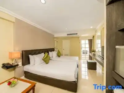 The Niran Grand - 40