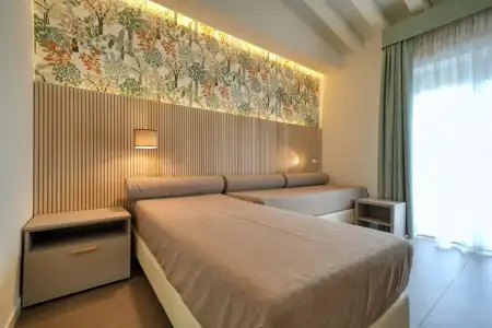 Palazzo del Garda (formerly Armony) - 1