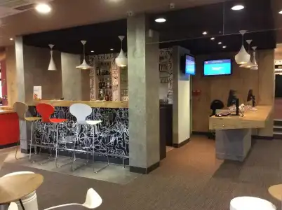 ibis Chambery - 14
